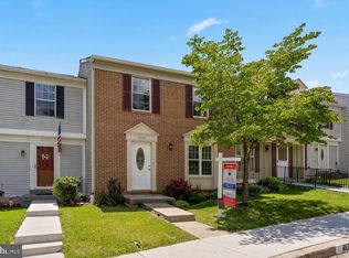 9220 Labelle Ln, Gaithersburg, MD 20879