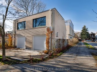 451 Montrose Ave, Toronto, ON M6G3H2