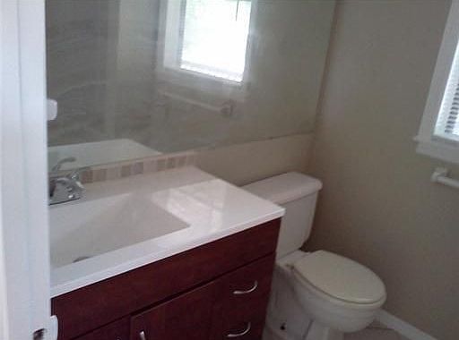 2nd image of 2307 N Congress Ave APT 22