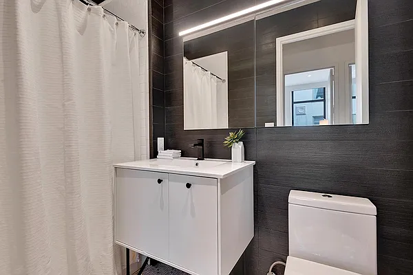 Sold by Fionn Campbell | media 8