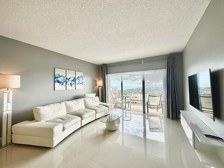 1985 S Ocean Dr #21A — Photo 5