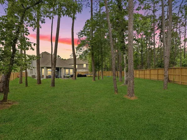 312 Mullins Ct, Montgomery, TX 77316