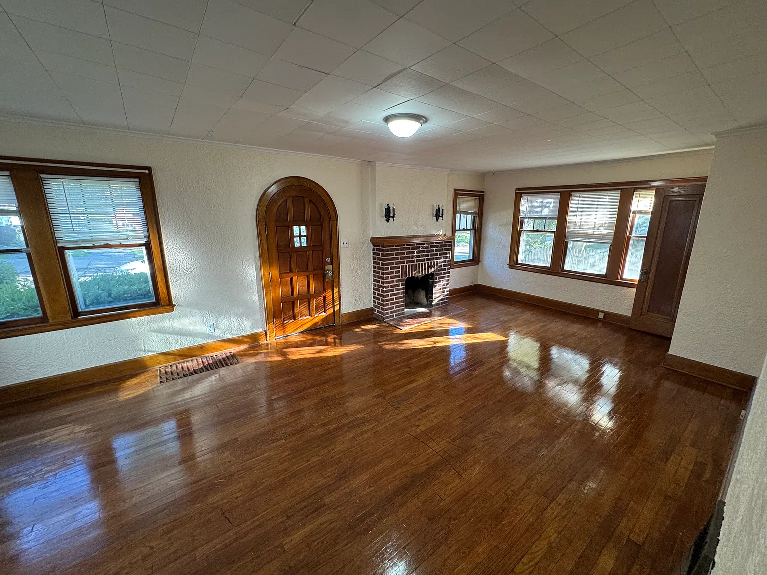 2 bed, 1287 sqft, $1,150 — Photo 2