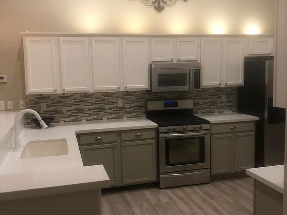 5th image of 1103 S Ironwood Ct