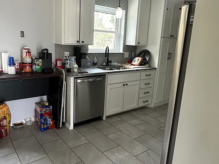 501 5th Ave — Photo 5