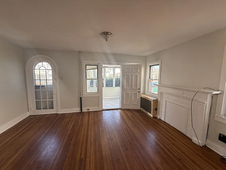 251 Euclid Ave — Photo 6