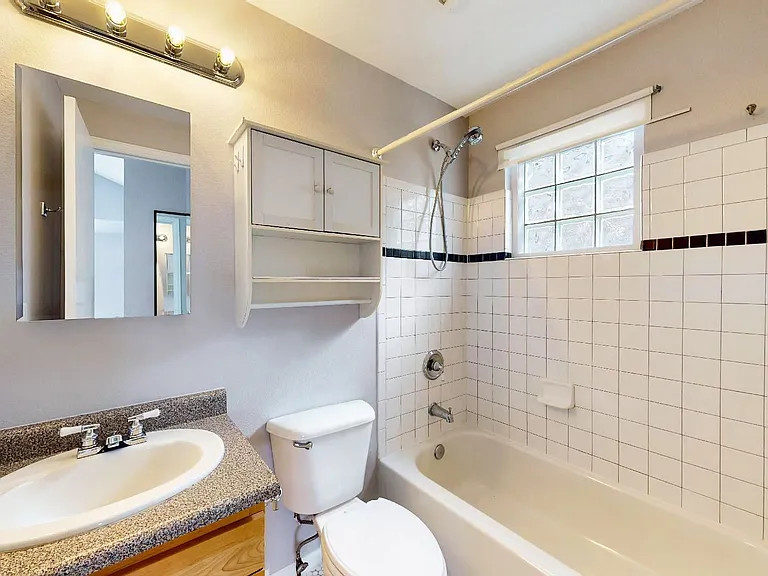 2033 W 30th Ave #C — Photo 5