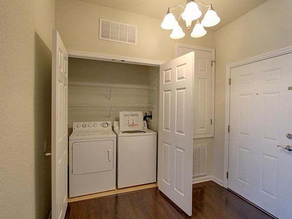 3rd image of 1626 Peregrine Cir Unit 310