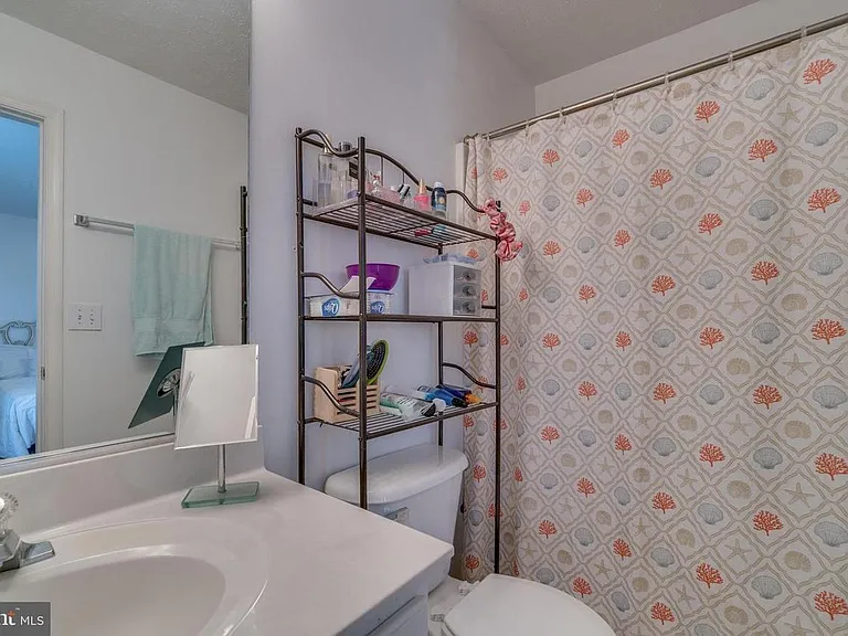 9909 W Midland Way — Photo 9
