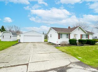 2065 Dutcher St, Flint, MI 48532