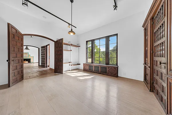 Sold by Argo Residential | media 4