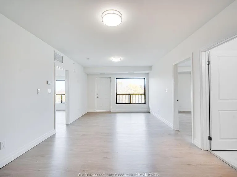 3290 Stella Cres #603 — Photo 3