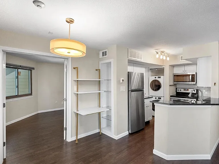 2311 Basil Dr #C306 — Photo 2