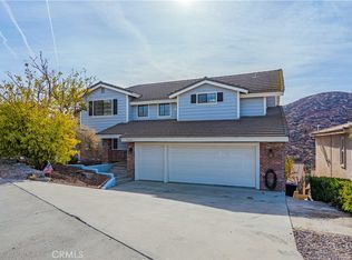 30718 Early Round Dr, Canyon Lake, CA 92587