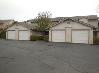 1445 Serrano Pl APT B, Redding, CA 96003