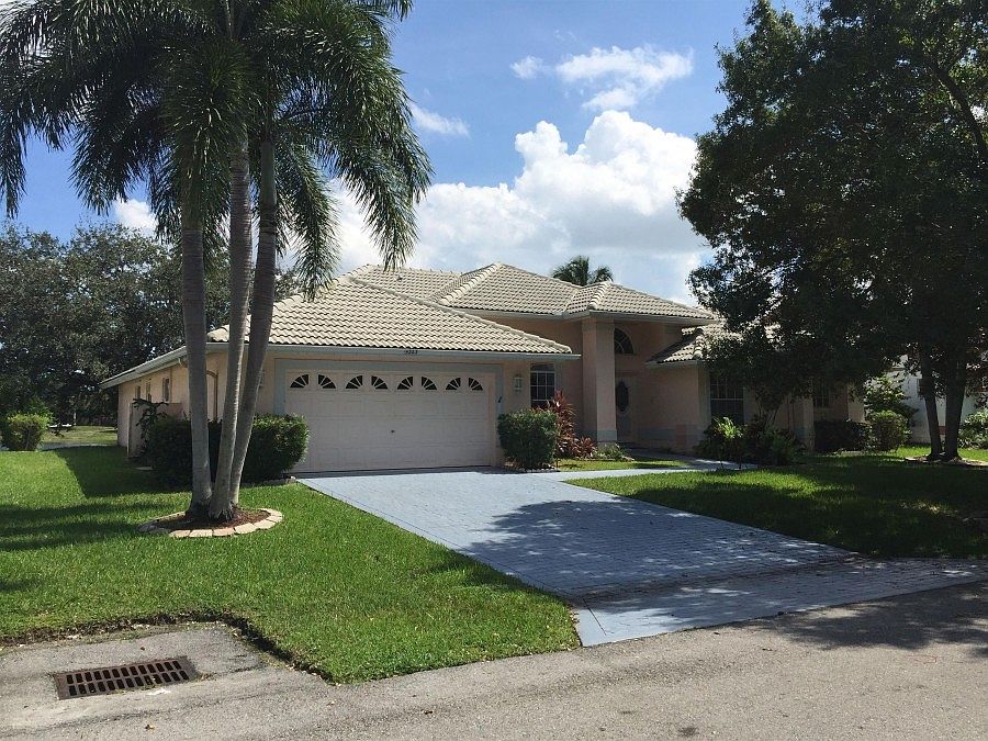 2nd image of 4323 NW 62nd Ave