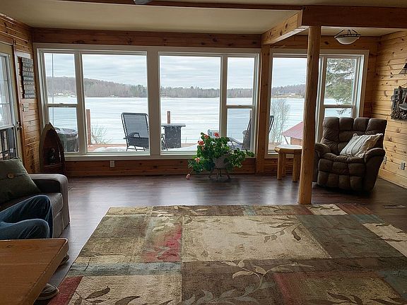 4th image of 157 E Park Dr #25A