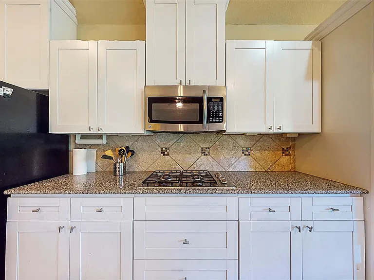 151 W Wading Pond Cir — Photo 14