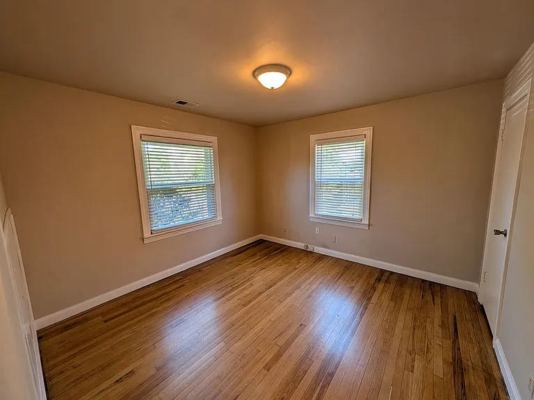 3519 Whippoorwill Rd — Photo 5