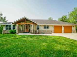 6000 S Hickory Rd, Oregon, IL 61061