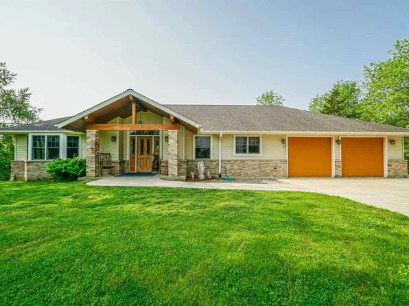 6000 S Hickory Rd, Oregon, IL 61061