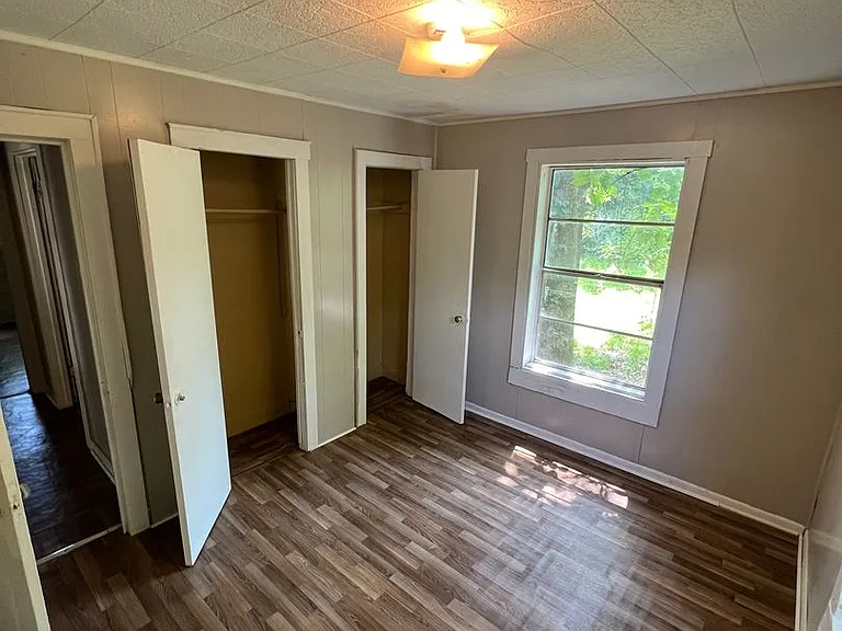 7024 Elsie St — Photo 5