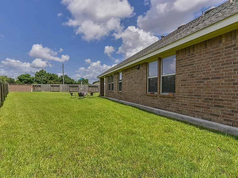 9018 Chicory Star Ln — Photo 25