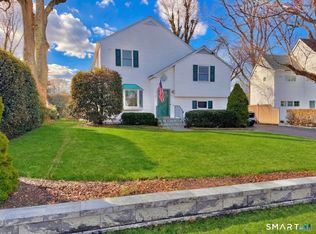 11 Patton Dr, Darien, CT 06820
