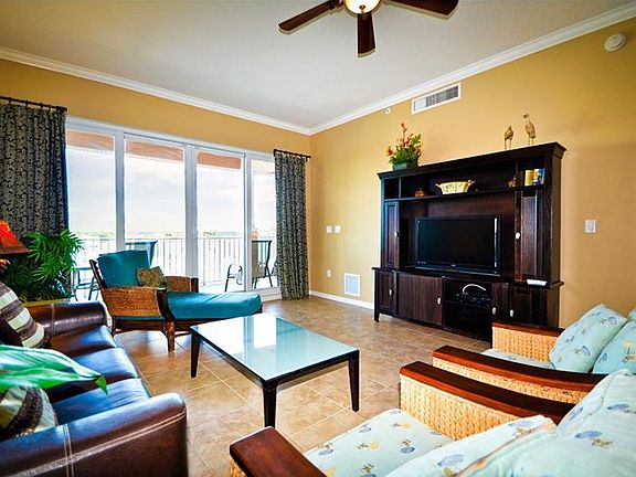 4th image of 530 S Gulfview Blvd APT 406