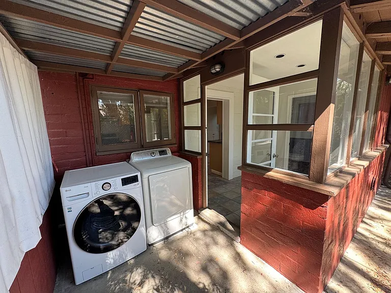 406 S Signal St #A — Photo 14