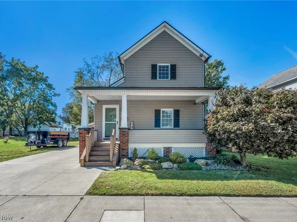 128 15th St NW, Barberton, OH 44203
