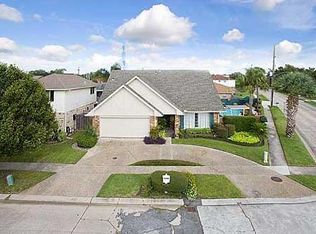 3100 Lake Trail Dr, Metairie, LA 70003