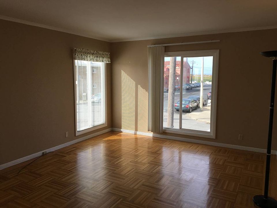 1st image of 2594 47th Ave