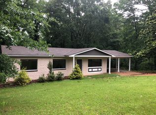 129 Lakewood Rd, Columbus, MS 39705