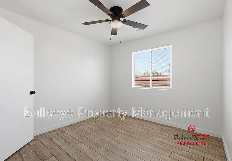 428 S 97th Pl — Photo 14