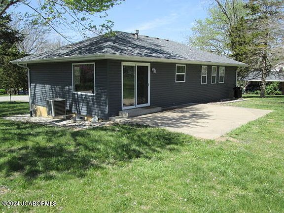 4th image of 216 Verdant Ln