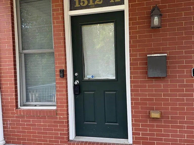 1512 Porter St #A — Photo 2