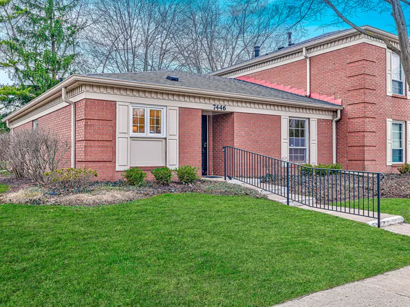 7446 King George Dr, Indianapolis, IN 46260