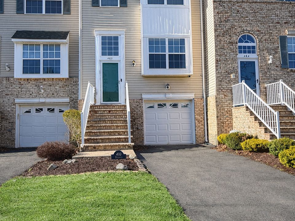 1st image of 403 Tallwood Ln #403