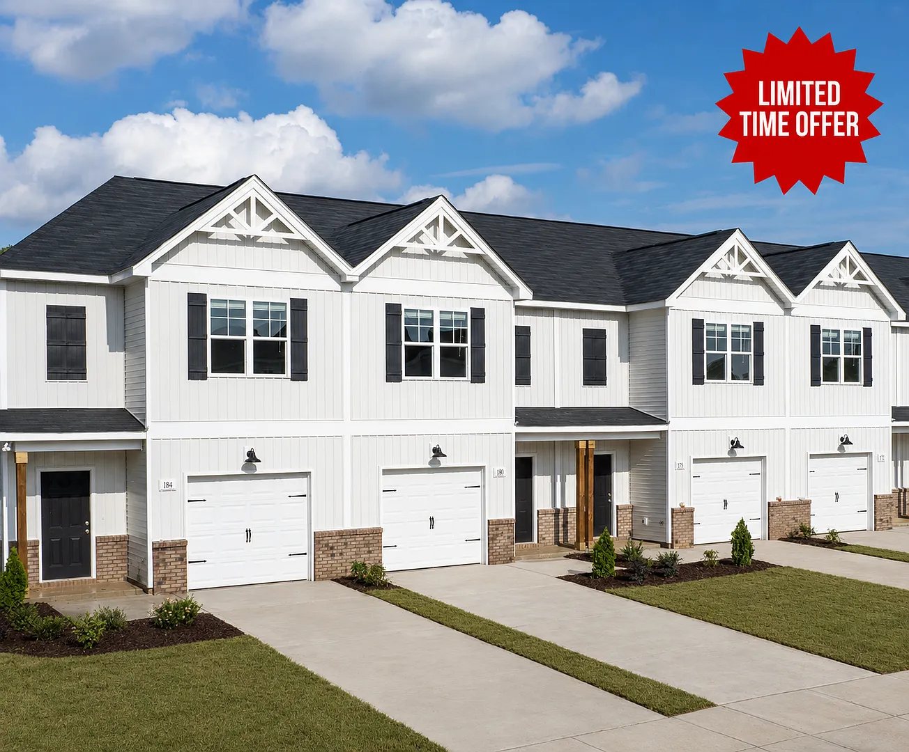 $500 Off Your First Full Month- Move in Special! 3 Bedroom Townhome in Smithfield! — Photo 1