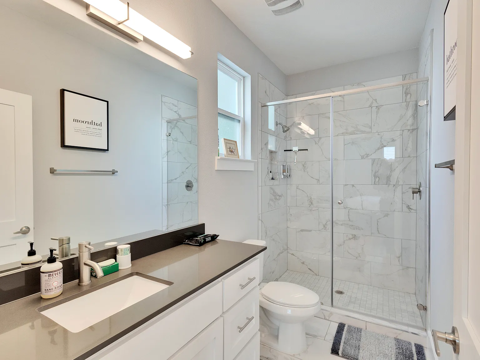 2 bed, 2.5 bath, 1500 sqft, $4,100 — Photo 2