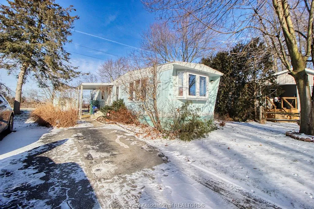 2 bed, $195,333 — Photo 1