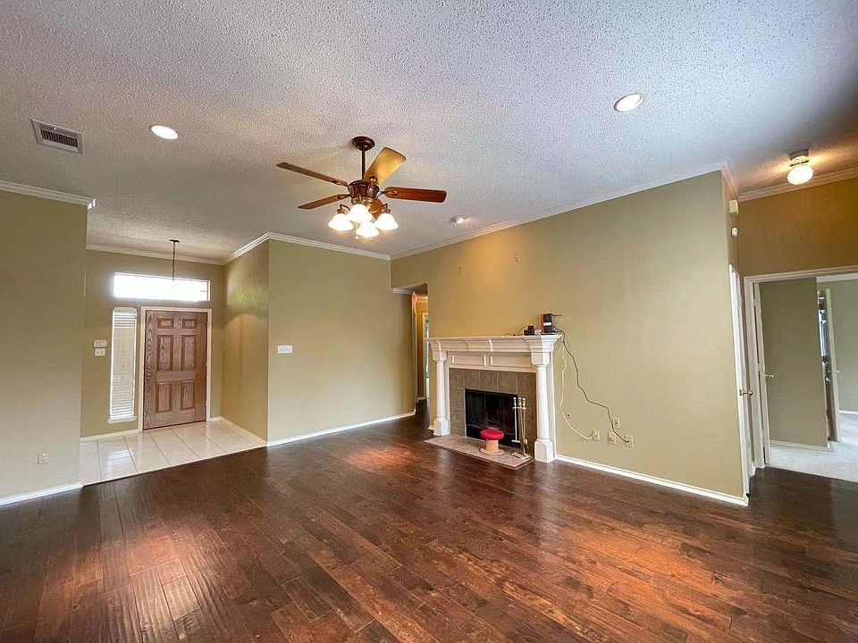 1st image of 1388 Wentworth Dr