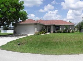 1917 SW 30th Ter, Cape Coral, FL 33914