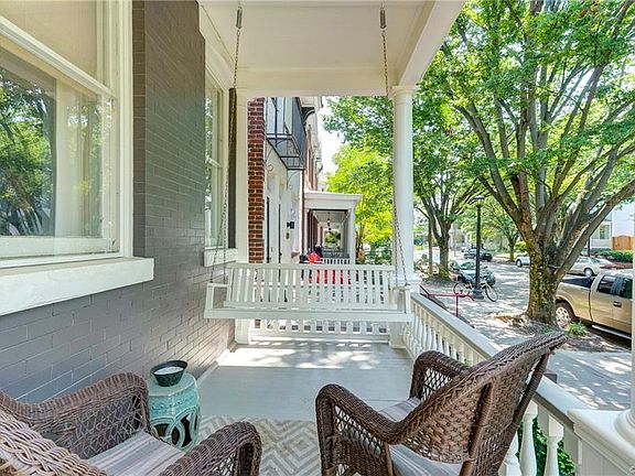 5th image of 2414 Floyd Ave