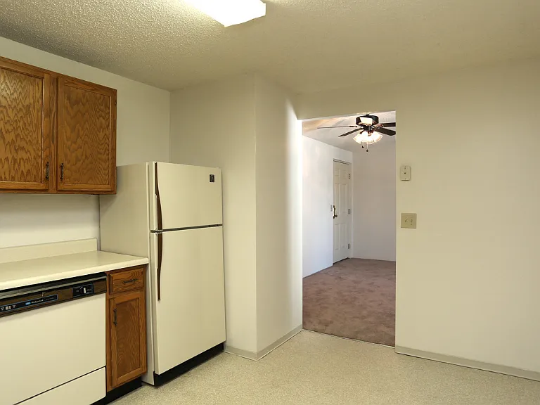Lees Crossing Apartments — Photo 36