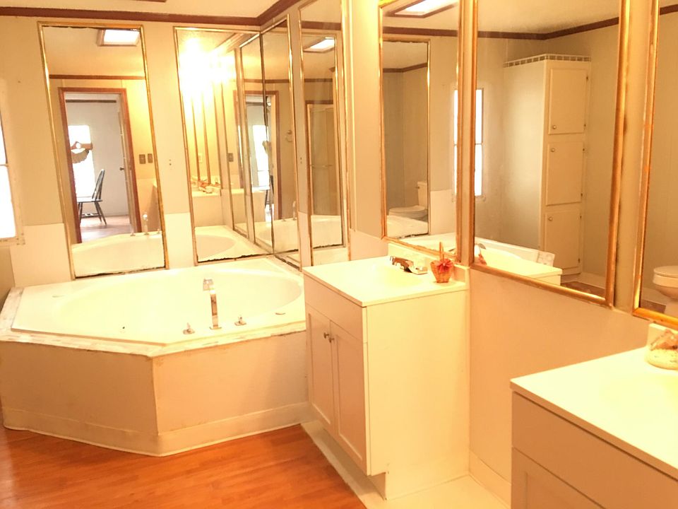 Mastersbathroom