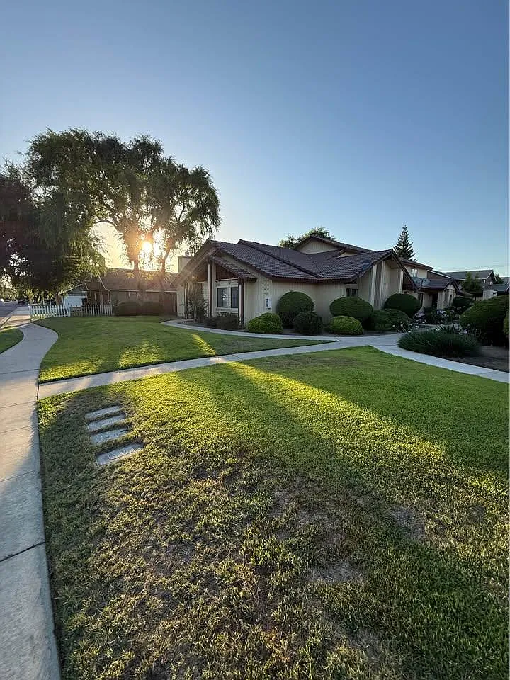 4414 W Cypress Ave - 4414 W. Cypress Ave — Photo 2