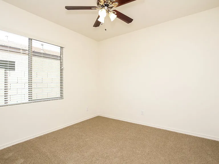 4116 S 81st Dr — Photo 12