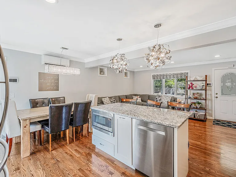 8 Paynes Ln — Photo 8